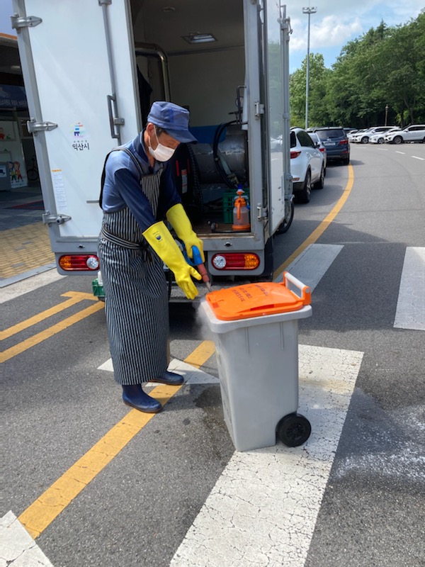 익산시 음식물쓰레기 수거용기 악취와 해충 발생 예방 세척‧살균 ‘강화 8607